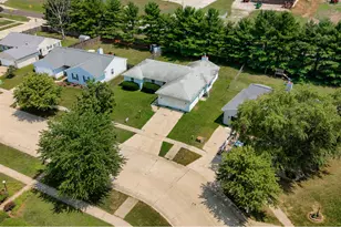1704 Nancy Beth Dr, Champaign, IL 61822 - Photo 6