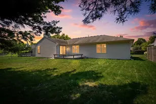 1704 Nancy Beth Dr, Champaign, IL 61822 - Photo 2