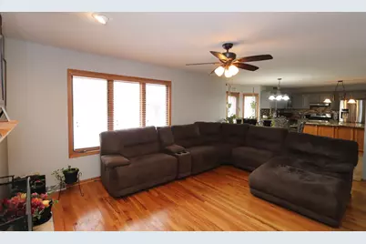 17406 Lathrop Avenue, Hazel Crest, IL 60429 - Photo 10