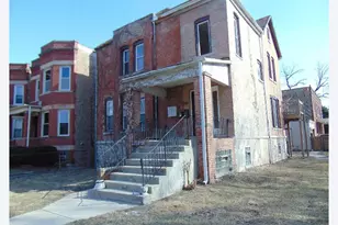 6959 S Calumet Ave, Chicago, IL 60637 - Photo 1