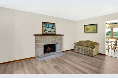 3303 Vermont Road, Woodstock, IL 60098 - Photo 6