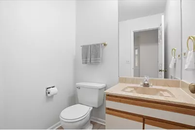 1308 Downs Parkway, Libertyville, IL 60048 - Photo 10