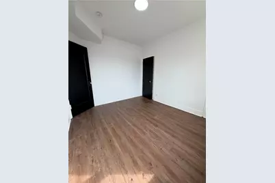 7712 S Jeffery Boulevard #3, Chicago, IL 60649 - Photo 12