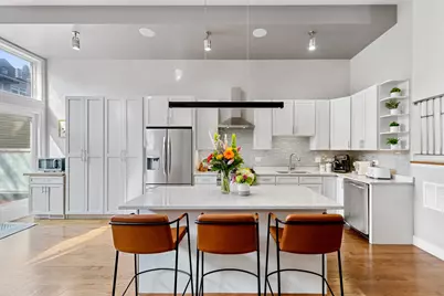 1527 W Pearson Street, Chicago, IL 60642 - Photo 4