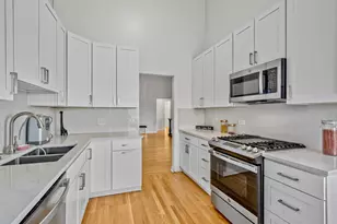 1039 Deerfield Pl, Highland Park, IL 60035 - Photo 2