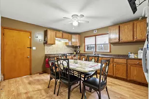 14427 S Palmer Ave, Posen, IL 60469 - Photo 8