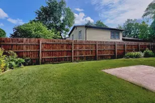 2707 Worcester Dr, Champaign, IL 61821 - Photo 14