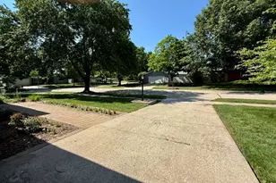 2707 Worcester Dr, Champaign, IL 61821 - Photo 26