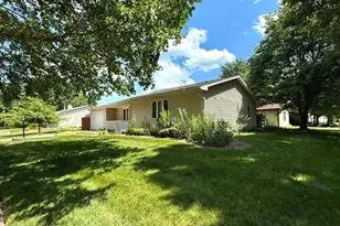 2707 Worcester Dr, Champaign, IL 61821 - Photo 6