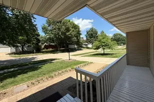 2707 Worcester Dr, Champaign, IL 61821 - Photo 30