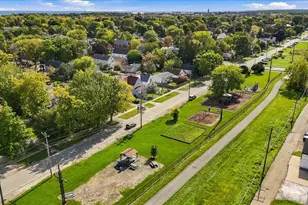 1615 Glenn Dr, North Chicago, IL 60064 - Photo 52