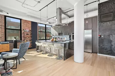 812 W Van Buren Street #5A, Chicago, IL 60607 - Photo 2