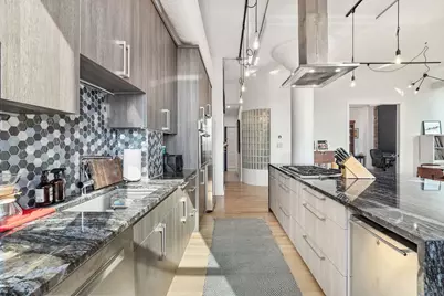 812 W Van Buren Street #5A, Chicago, IL 60607 - Photo 8