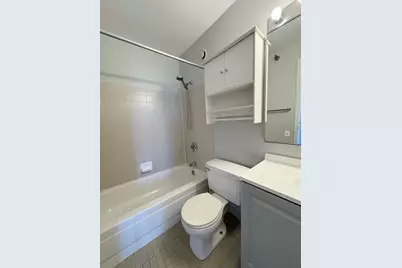 1122 N Clark Street #1702, Chicago, IL 60610 - Photo 12