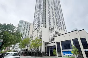 1122 N Clark St, Chicago, IL 60610 - Photo 1