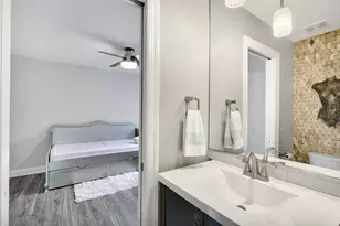 843 Rosebud Ct, Roselle, IL 60172 - Photo 26