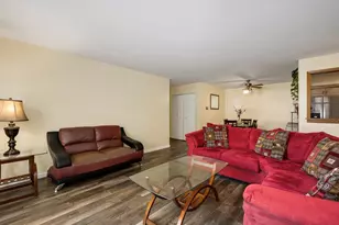 1322 S New Wilke Rd, Arlington Heights, IL 60005 - Photo 10