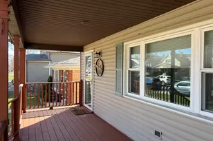 7813 W 65th Pl, Bedford Park, IL 60501 - Photo 6