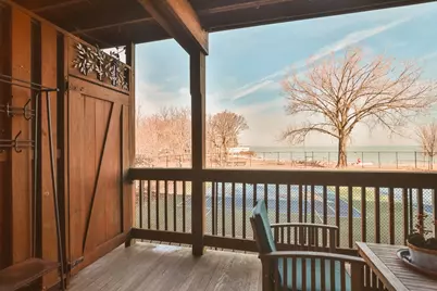 7649 N Eastlake Terrace #1B, Chicago, IL 60626 - Photo 2