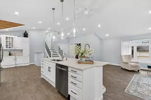 1106 N 13th Ave, Melrose Park, IL 60160 - Photo 14