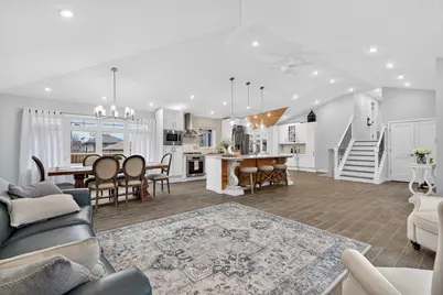 1106 N 13th Avenue, Melrose Park, IL 60160 - Photo 18