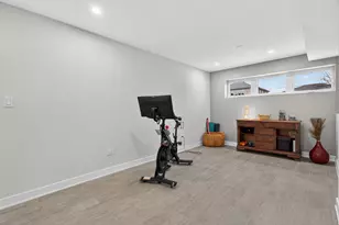 1106 N 13th Ave, Melrose Park, IL 60160 - Photo 24