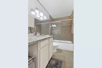 30 E Huron Street #5201, Chicago, IL 60611 - Photo 18