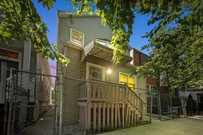 2118 N Bingham Street, Chicago, IL 60647 - Photo 2
