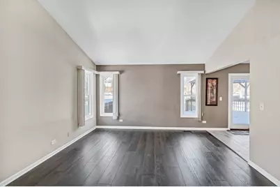 307 Orchard Lane, Bloomingdale, IL 60108 - Photo 12