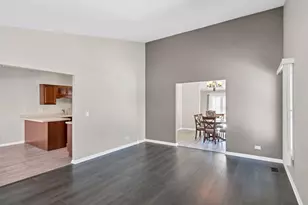 307 Orchard Ln, Bloomingdale, IL 60108 - Photo 14