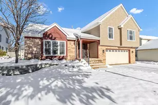 307 Orchard Ln, Bloomingdale, IL 60108 - Photo 1