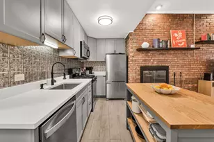 803 W Oakdale Ave, Chicago, IL 60657 - Photo 8