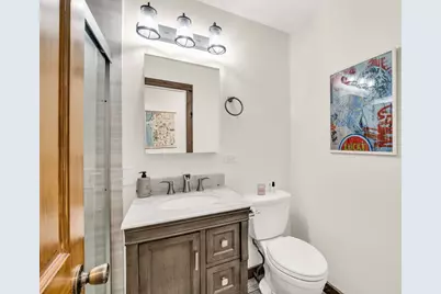 803 W Oakdale Avenue #3A, Chicago, IL 60657 - Photo 10