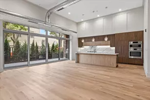 3951 N Wayne Ave, Chicago, IL 60613 - Photo 4