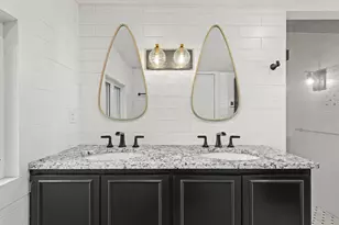 2014 Glenview Rd, Rockford, IL 61107 - Photo 48