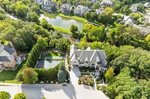 51 Ford Ln, Naperville, IL 60565 - Photo 2