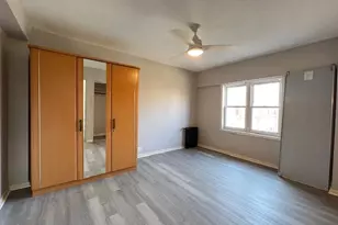 7327 N Rogers Ave, Chicago, IL 60626 - Photo 8