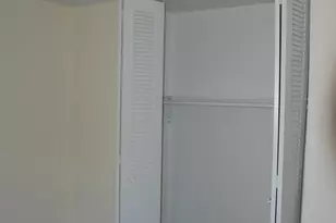 2216 Country Club Dr, Woodridge, IL 60517 - Photo 10