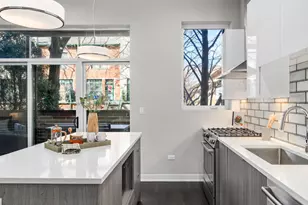 1802 S State St, Chicago, IL 60616 - Photo 12