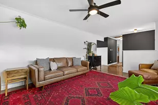 714 E Eisenhower Ave, Palatine, IL 60074 - Photo 4