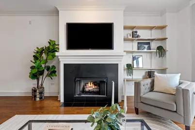 800 W Cornelia Avenue #407, Chicago, IL 60657 - Photo 12