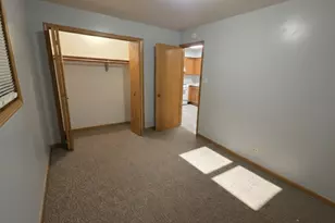 445 W 37th St, Chicago, IL 60609 - Photo 6