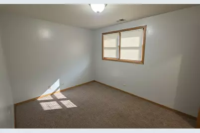 445 W 37th Street #garden, Chicago, IL 60609 - Photo 4