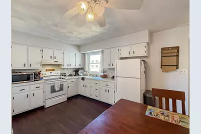 1506 S Walnut Avenue, Freeport, IL 61032 - Photo 6