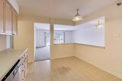 7021 W Touhy Avenue #509, Niles, IL 60714 - Photo 10