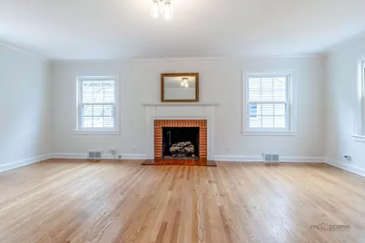 305 S George Street, Mount Prospect, IL 60056 - Photo 8