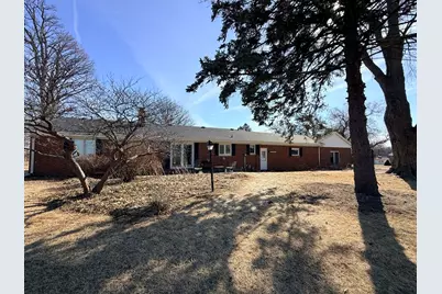 102 W Oak Lane, Lamoille, IL 61330 - Photo 6