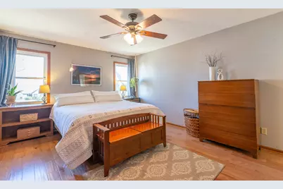 2210 Country Court, Freeport, IL 61032 - Photo 14