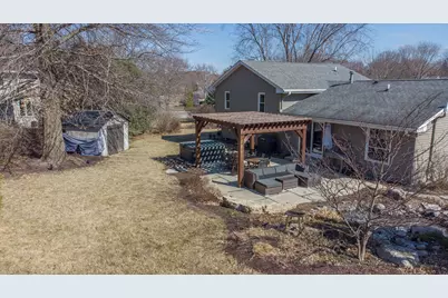 2210 Country Court, Freeport, IL 61032 - Photo 30