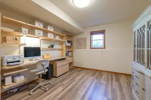 2210 Country Ct, Freeport, IL 61032 - Photo 20